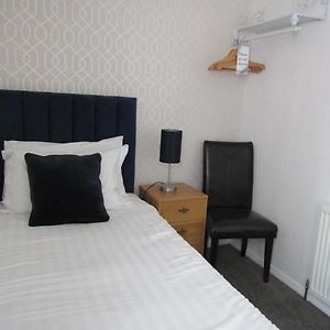 Single Room Shared Shower Toilet